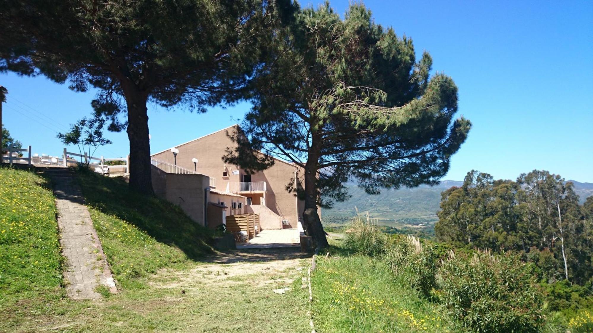 Hotel "U Nebbiu" Oletta  Exterior photo